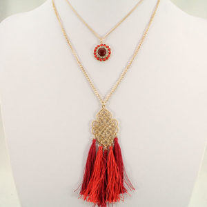 Layered Fashion Necklace with Tassels